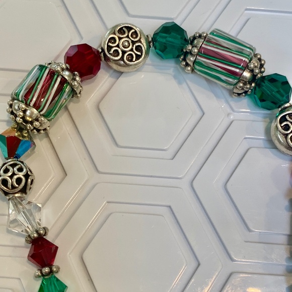 Handmade Christmas Bracelet with Sterling Silver Holly Charm #red green - Picture 2 of 6